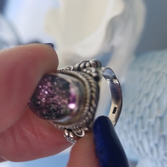 Sterling Silver Ring sz 7 - Picture 5 of 7